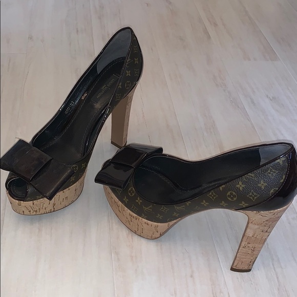 Louis Vuitton pumps in 38 - Picture 2 of 6